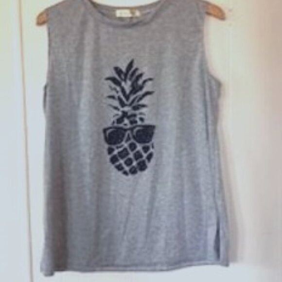 Grey Pineapple Muscle Shirt - Picture 1 of 3